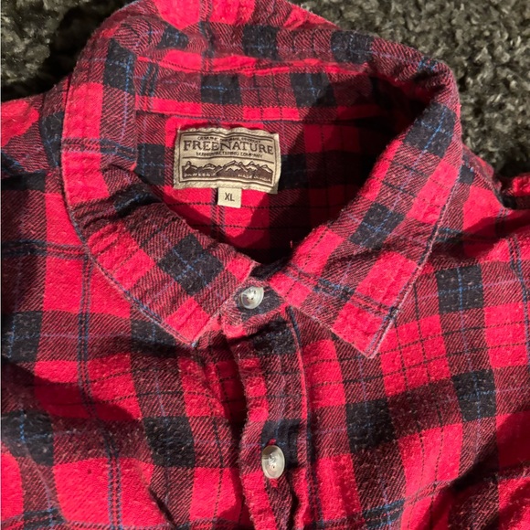 awesomely worn- Red and black Flannel, long sleeve shirt! - Picture 2 of 5